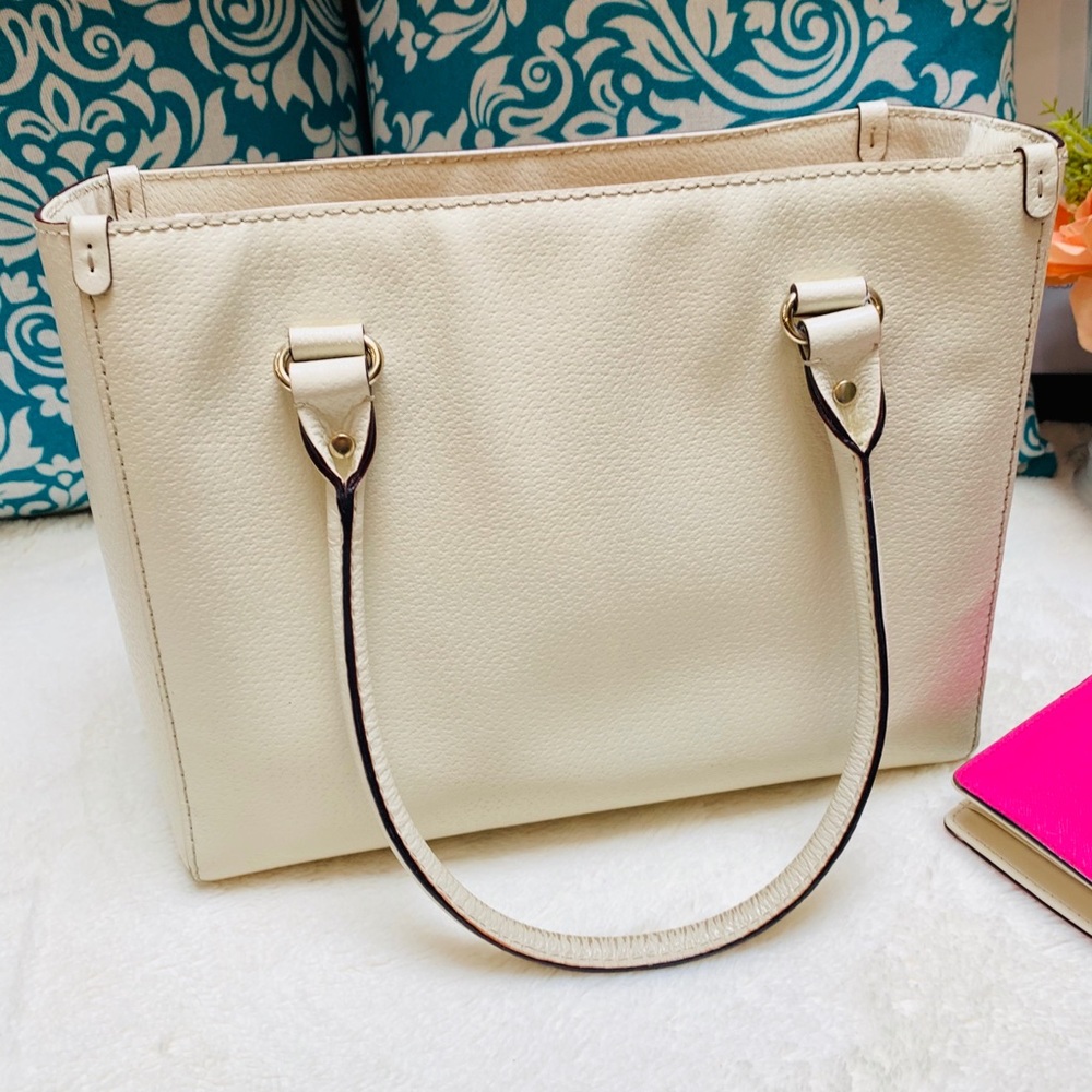 Kate Spade Ivory Leather Bag with Wallet - Picture 6 of 15